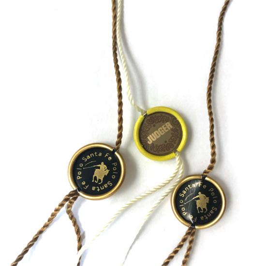 runde, transparente, individuell geprägte Kleidungssiegelmarke aus Metall 